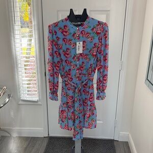 UNTUCKit Blue and Red Floral Dress
